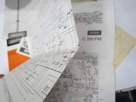 Grundig C201-FM radiokasettisoitin -alkuperäiset käyttöohjeet, piirikaaviot ym. paperit, jotka kuoressa olleet mukana toimituslaatikossa