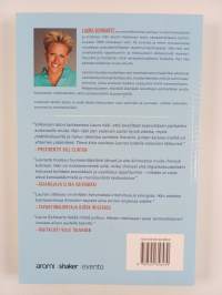 Syö, juo &amp; menesty : verkostoitumalla huipulle