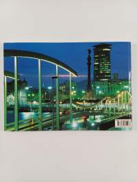 Barcelona : the city of Gaudí