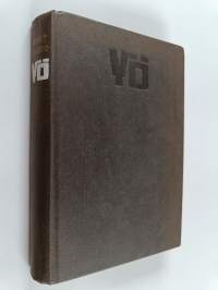 Yö : jännitysromaani