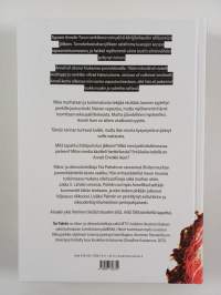 Virallisesti syytön : Rikostoimittajan näkemys Ulvilan vyyhdistä