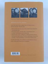 Näin hetki sitten ketun : runoja, proosaa ja muita kirjoituksia 1960-1971