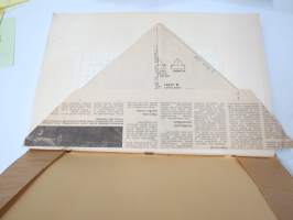 Kaavaoppivihko - jonkinoppilaitoksen käsityönopetuksen tai vastaavan &quot;työvihko&quot;, jossa iso määrä erilaisten vaatteiden kaavoja yms.