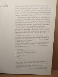 Penkki, koppi, pukki - rakennamme pihaan ja puutarhaan.  (piharakentaminen, rakennusohjeet, pihakalusteet