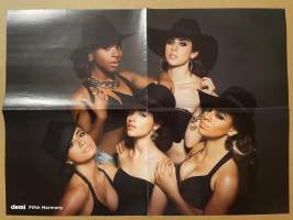 Katy Perry, Fifth Harmony, The Walking Dead - Demi-lehden keskiaukeama -juliste