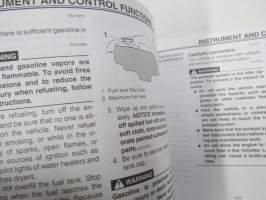 Yamaha YZF-R125 Owner´s manual -moottoripyörä, käyttöohjekirja englanniksi