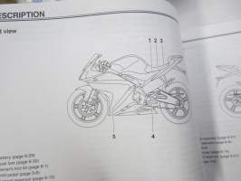 Yamaha YZF-R125 Owner´s manual -moottoripyörä, käyttöohjekirja englanniksi