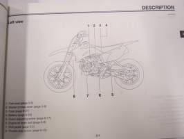 Yamaha TT-R110E(X) Owner´s manual -moottoripyörä, käyttöohjekirja englanniksi, ranskaksi ja saksaksi