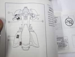 Yamaha YFM80RV Owner´s manual, Manuel du proprietaire, Manual del propietario -moottoripyörä, käyttöohjekirja englanniksi, italiaksi, espanjaksi