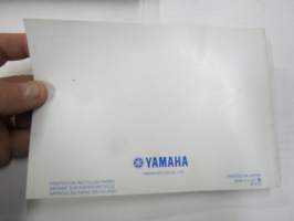 Yamaha YFM80RV Owner´s manual, Manuel du proprietaire, Manual del propietario -moottoripyörä, käyttöohjekirja englanniksi, italiaksi, espanjaksi