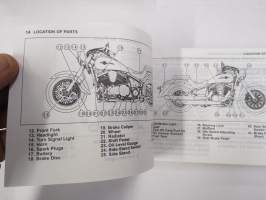 Kawasaki VN900 Classic Owner´s Manual, Manuel du proprietaire, Betribsanleitung -moottoripyörä, käyttöohjekirja englanniksi, ranskaksi, saksaksi