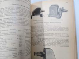 Koulutarpeiden keskuliike Osakeyhtiön Hintaluettelo lukuvuodeksi 1951-1953 nr 43