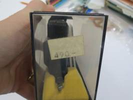 Kodak Disc 6000 camera -kamera alkuperäisessä pakkauksessaan, mukana ranneke ja ohjekirja +erillinen suomenkielinen ohjekirja