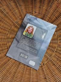 White Island, seikkailusta katastrofiin : Rukoustehtävä Uudessa-Seelannissa