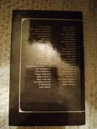 Aika laulaa lauluaan : valikoima suomalaista ja suomenruotsalaista lyriikkaa 1800-1900-luvuilta