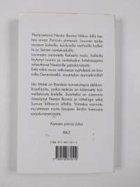 Aurinko nousee Louvren takaa