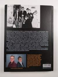 Kulkijan valssia ja rokkia bluesmobiilissa : Petäjäveden musiikkielämän vaiheita 1920-luvulta 2000-luvulle