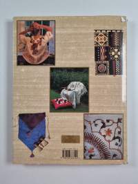 Sumptuous patchwork : 30 exciting and original patchwork projects : embellished with embroidery, beading &amp; stencilling
