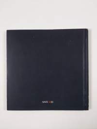 Tatuoidut tuolit = Tattooed chairs