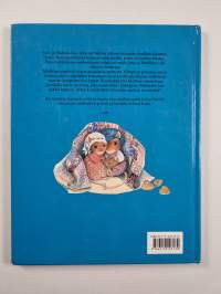 Jori ja Matilda : tarinoita hiiriperheestä : Jori ja Matilda muuttavat nukketaloon ; Jorin ja Matildan kelluva koulu