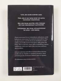 Pienen rasian jumala ja muita novelleja