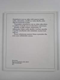 Katselen hiljaisuutta