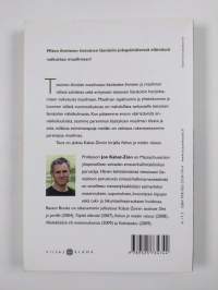 Tietoinen läsnäolo maailmassa