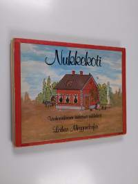 Nukkekoti : vanhanaikainen taitettava nukkekoti