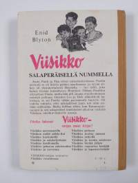 Viisikko salaperäisellä nummella