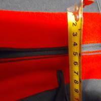 Kenraaliluutnantti kenttätykistön tarkastajan kesäpusero sekä mukana kenttätykistönreväärihousut ja rähinäremmi