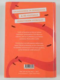 Etsiväkaverit kätkön jäljillä