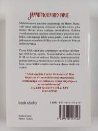 Luuranko kaappikellossa