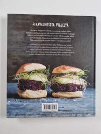 Idut ja versot ruukusta keittiöön