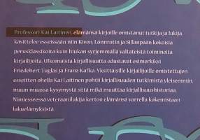 Kirjojen virrassa : tutkielmia ja esseitä kirjallisuudesta ja lukemisesta.  ( Kirjallisuudentutkimus, kirjallisuustiede, suomenkielinen kirjallisuus )