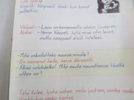 Sotilasmuistio (huom 2 kpl!) S.L. 1964-65 TurRtr viestimies varusmiesaikaisia muistoja ja piirroksia ym. varten tarkoitettu kirja, paljon tekstejä ja piirroksia