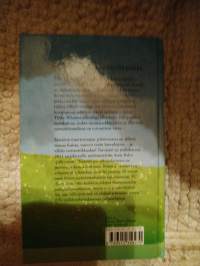 Anneli Kanto : Futistyttö 5, Pusu ja Pokaali