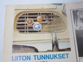 Auto ja Liikenne 1968 nr 10, sis. mm. seur. artikkelit / kuvat / mainokset; Kansikuva AMX, Champion Turbotulppa, Thai International, Autoilijan veroprässi, Austin