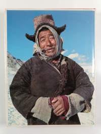 Ladakh - Between Earth and Sky