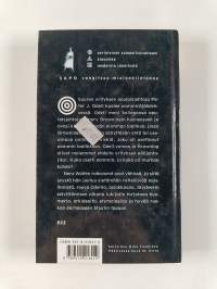 Kuolema pöytälaatikossa