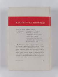 Anna omassa kodissaan