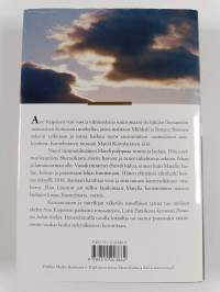 Kuin on pitkät pilven rannat : tarvittavin paikoin runsaan kirjallisen vapauden kuvittama kertomus Mateli Kuivalattaren, Kantelettaren muusan ja Suomen ensimmäise...