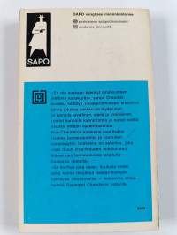Helmistä on vain harmia : Kolme rikoskertomusta sekä essee