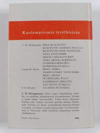 Runotyttö etsii tähteään