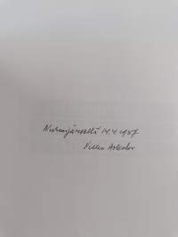 Puupiirtäjän taiteen taipaleelta (signeerattu, tekijän omiste)