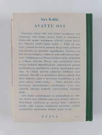 Avattu ovi : tyttöromaani