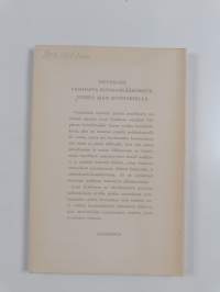 Hopeinen kynttilänjalka