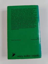 Sadan vuoden yksinäisyys