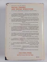 Social theory and social structure