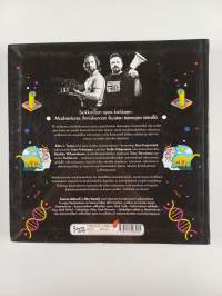 Madventures : maailmanselitys : seikkailijan käsikirja kaikkeen (signeerattu)