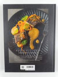 Alexin keittiössä (signeerattu)